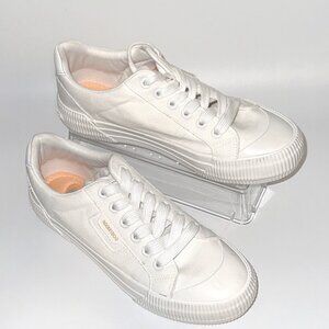 Rocket Dog Women’s White Plush Foam Comfort Sneakers – Size 7